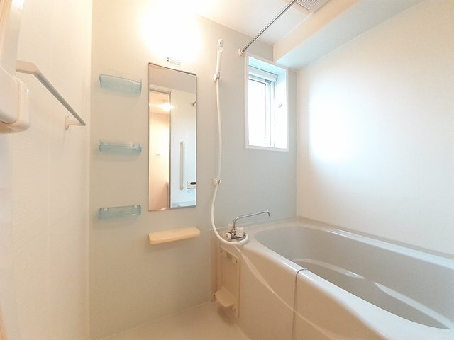 バス・シャワールーム　お風呂です