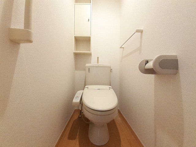 トイレ　ゆったりとした空間のトイレです