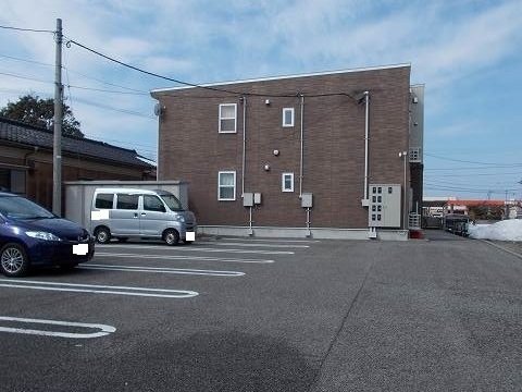 駐車場　駐車場完備です