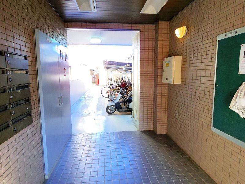 ロビー　エントランス