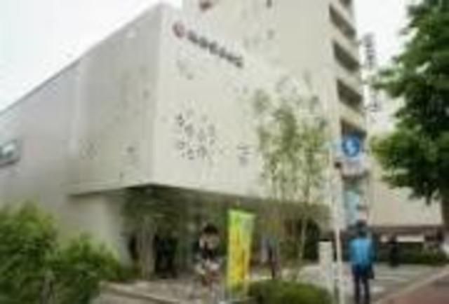 銀行　城南信用金庫（銀行）まで825m