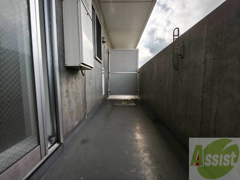 バルコニー　バルコニーです。洗濯物を干したり一息ついたりできますね！