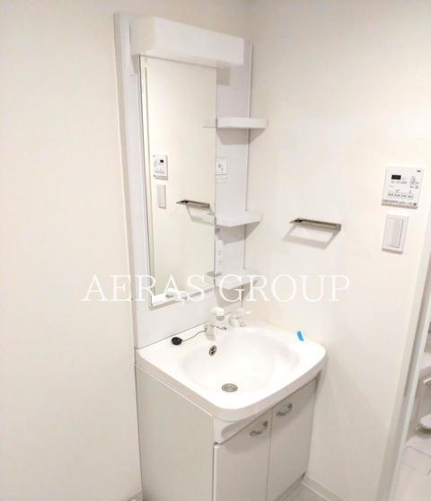 洗面設備　同仕様