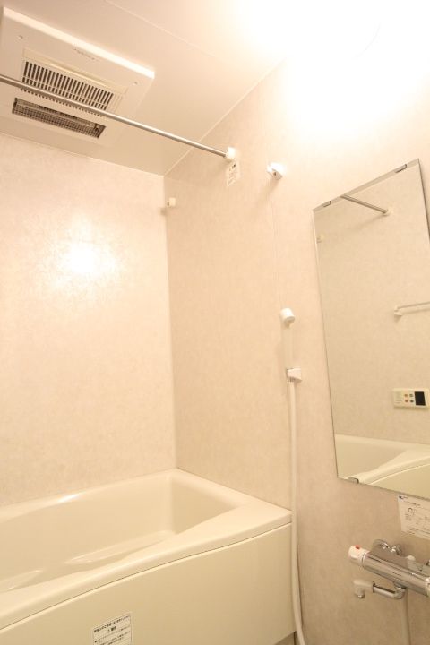 バス・シャワールーム　お部屋探しは株式会社　タウンハウジング　までお気軽にお問合…