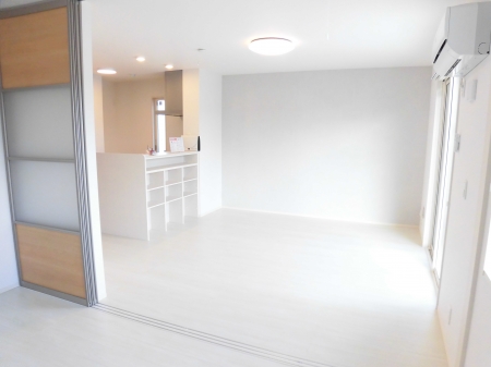 居室・リビング　ゆったりとした居間です