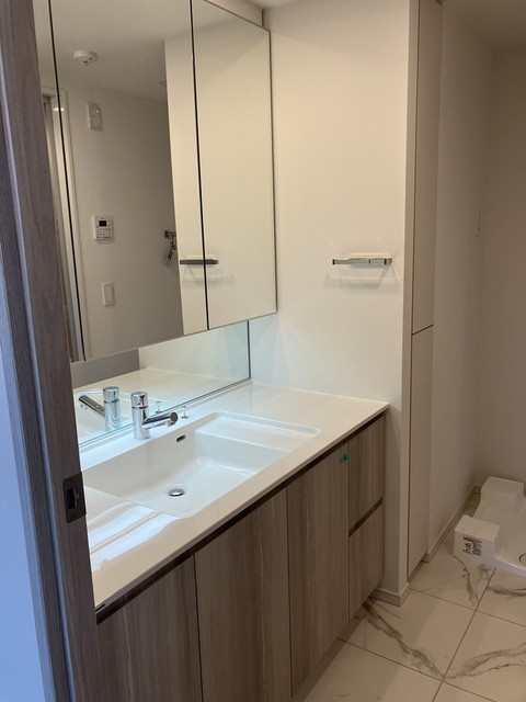 洗面設備　※写真は同タイプ住戸です。