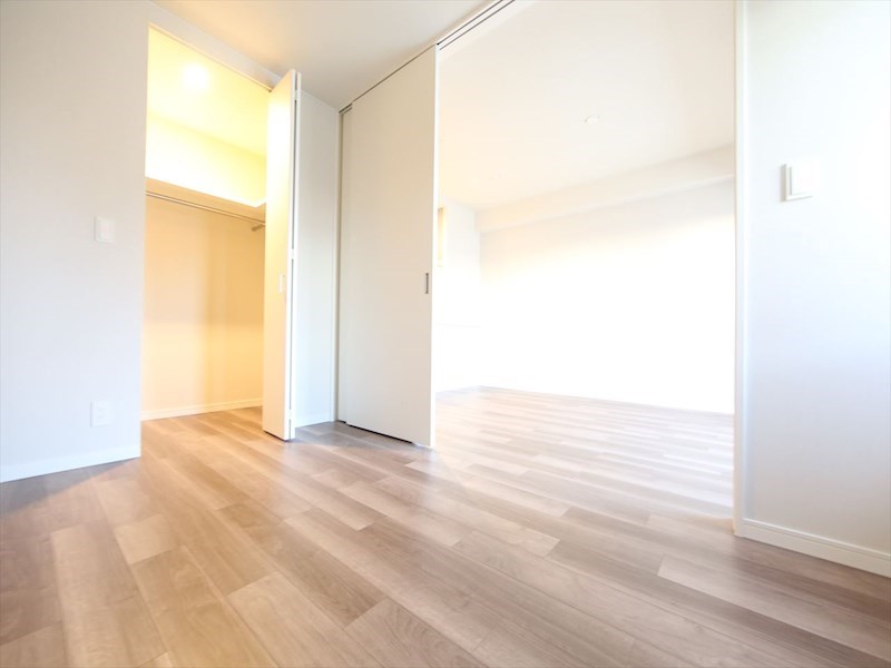 その他部屋・スペース　洋室5.2帖　ウォークインクローゼット(収納充実してます)