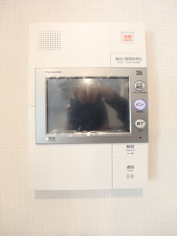 セキュリティ　TVモニター付きインターホン