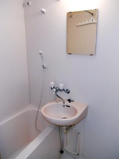 バス・シャワールーム　お部屋探しは株式会社　タウンハウジング　までお気軽にお問合…