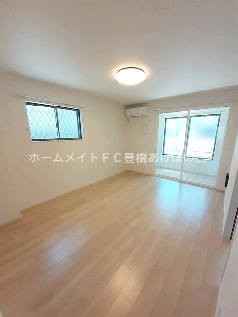 居室・リビング　同型完成モデル