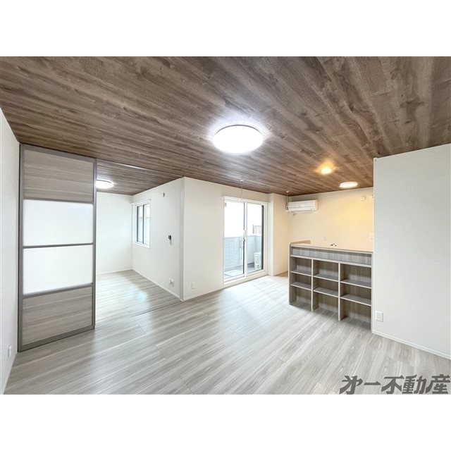 建物外観　ＬＤＫ