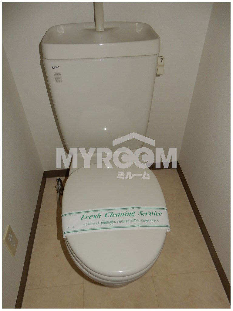 トイレ　独立型のトイレルーム☆（同一仕様写真）