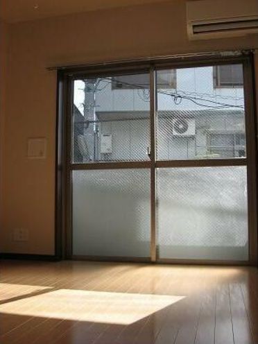居室・リビング　お掃除がしやすいフローリングのお部屋☆