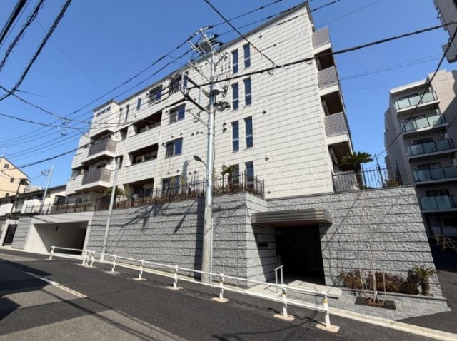 建物外観　外観は落ち着いています