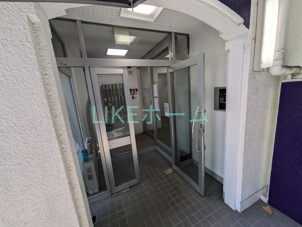 エントランス　エントランス