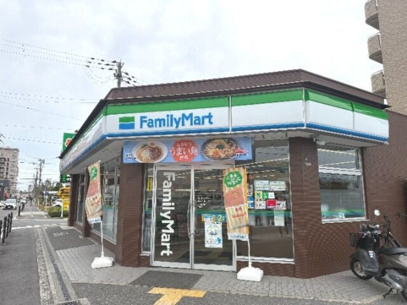 コンビニ　ファミリーマート鶴見今津北店（コンビニ）まで539m