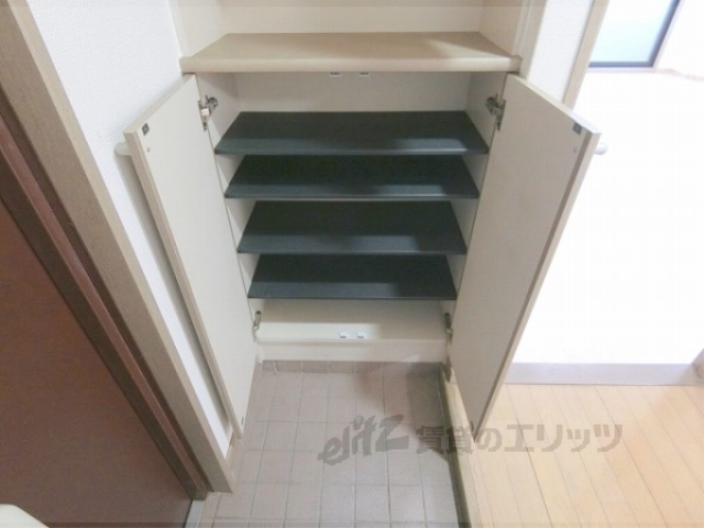 収納　下駄箱