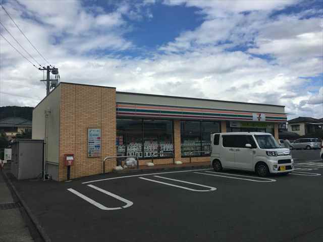 コンビニ　セブンイレブン（コンビニ）まで2988m
