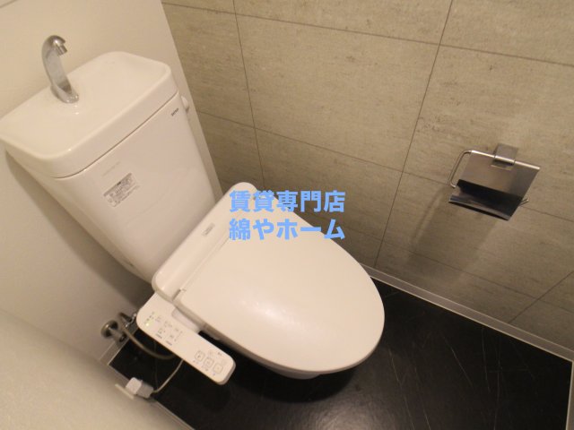 トイレ　清潔感のあるトイレです