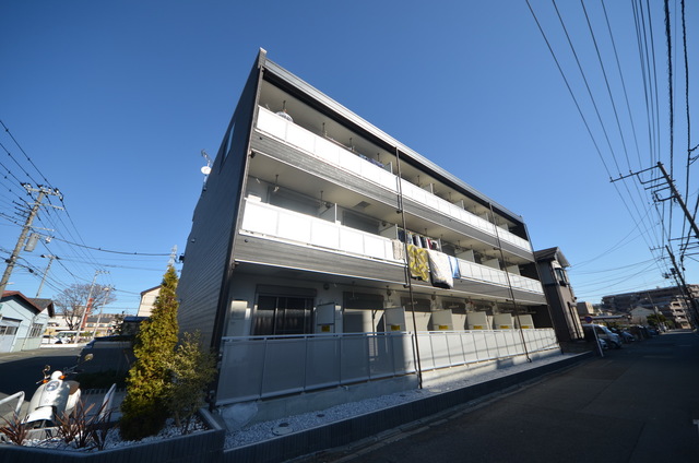建物外観　～青い空、気持ちいいっ～