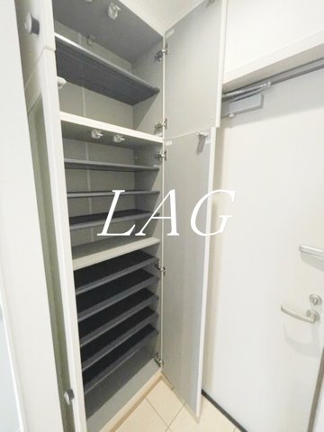 玄関　玄関です。
