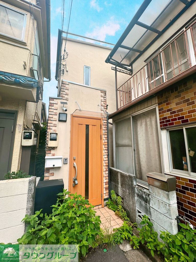 建物外観　エントランス