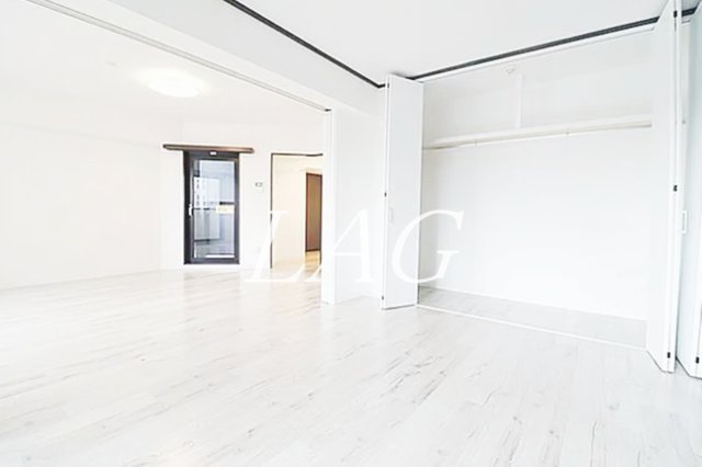 居室・リビング　洋室のお部屋です。