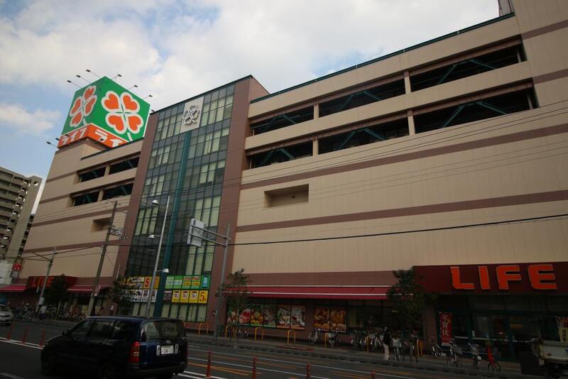スーパー　ライフ　関目店（スーパー）まで445m