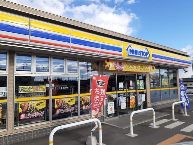 コンビニ　ミニストップ（コンビニ）まで450m