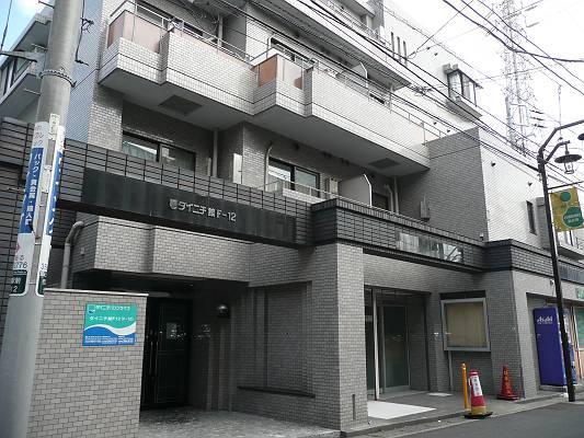 エントランス　エントランス