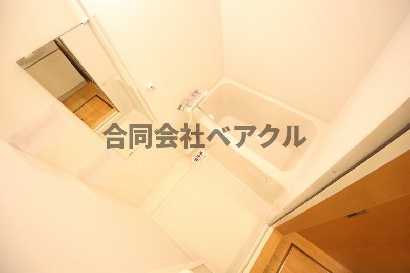 バス・シャワールーム　お風呂です
