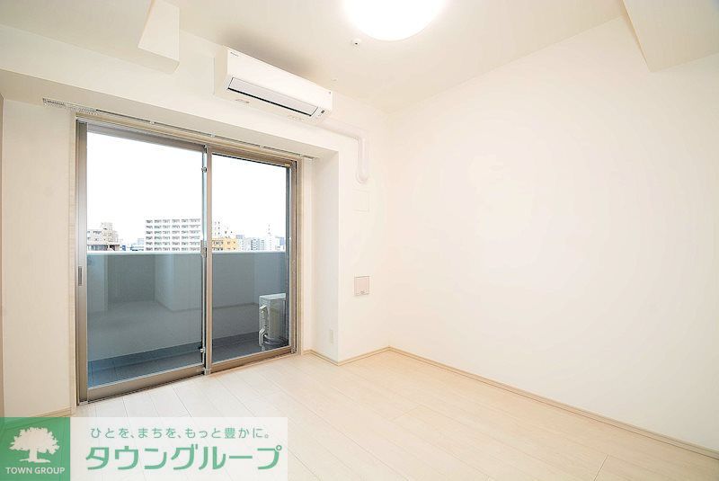 居室・リビング　カラータイプ異なります