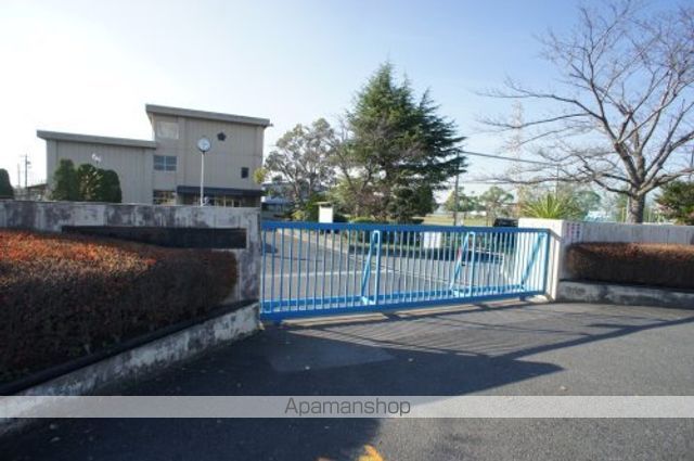小学校　大和郡山市立治道小学校（小学校）まで2577m