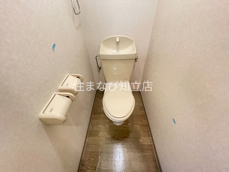 トイレ　反転・同型タイプ