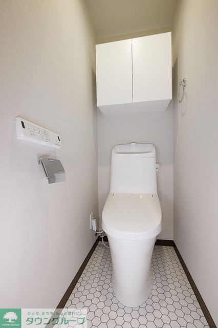 トイレ　※写真は同タイプ住戸です。
