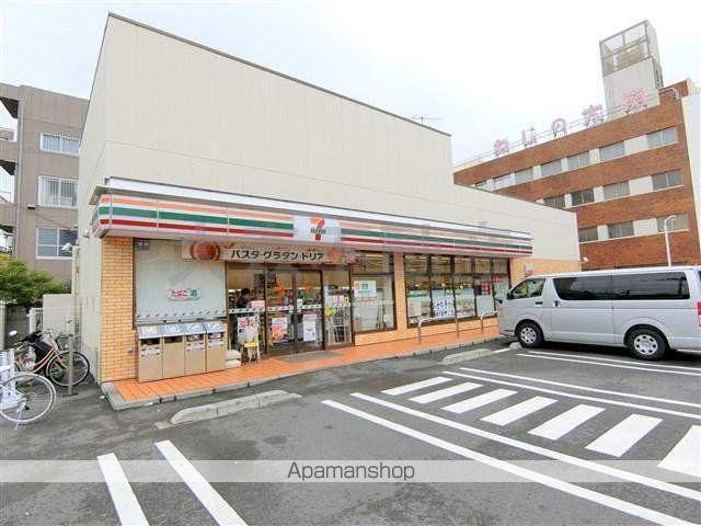 コンビニ　セブンイレブン（コンビニ）まで349m