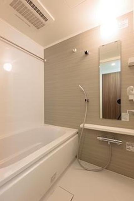 バス・シャワールーム　※写真は同タイプ住戸です。