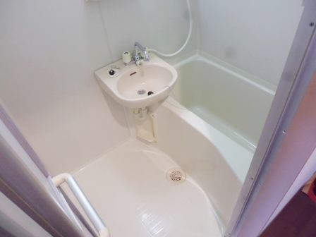 バス・シャワールーム　※別部屋写真