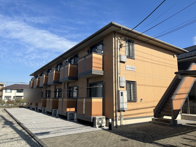 建物外観　都会の喧騒から少し離れた閑静な住宅街のご紹介です☆