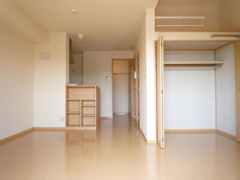 エテルナーレの居間写真