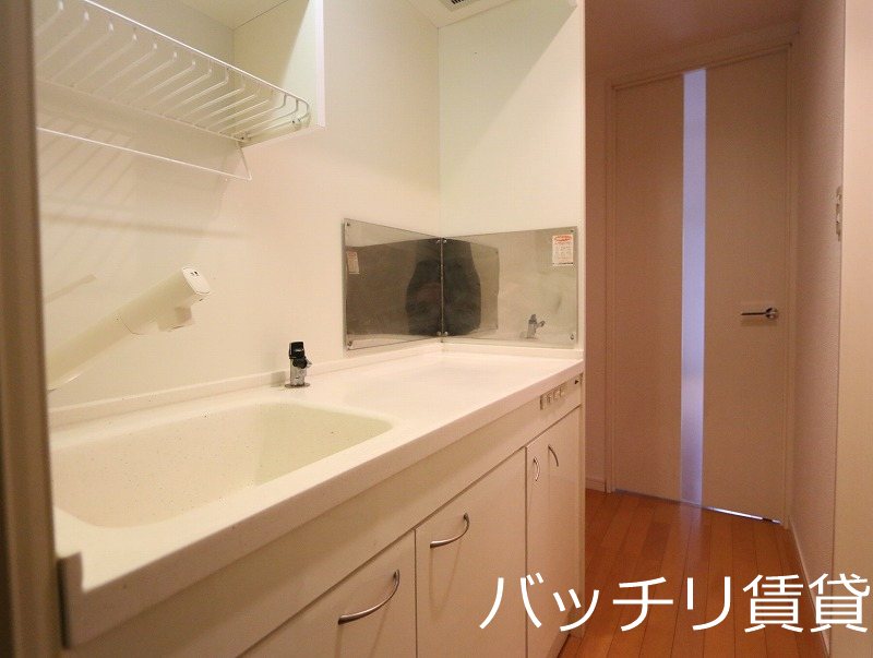地下鉄鶴舞線 庄内通駅 徒歩7分 2階建 築21年のキッチン写真