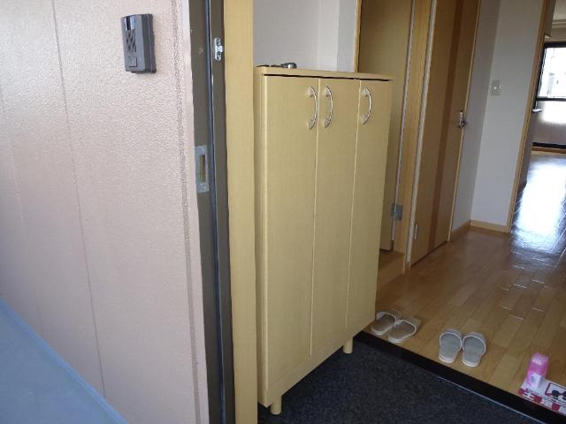 玄関　下駄箱