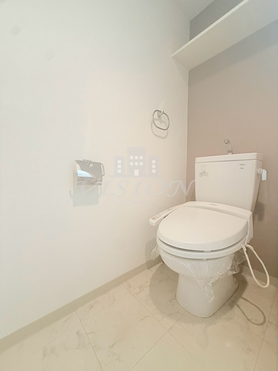 地下鉄御堂筋線 西中島南方駅 徒歩9分 14階建 築19年のトイレ写真