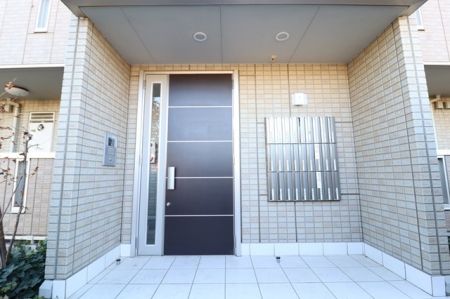 つくばエクスプレス 流山おおたかの森駅 徒歩8分 3階建 築19年の外観写真