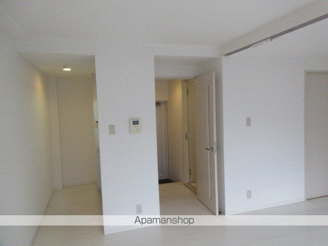 RenoCourt IZUMIの居間写真
