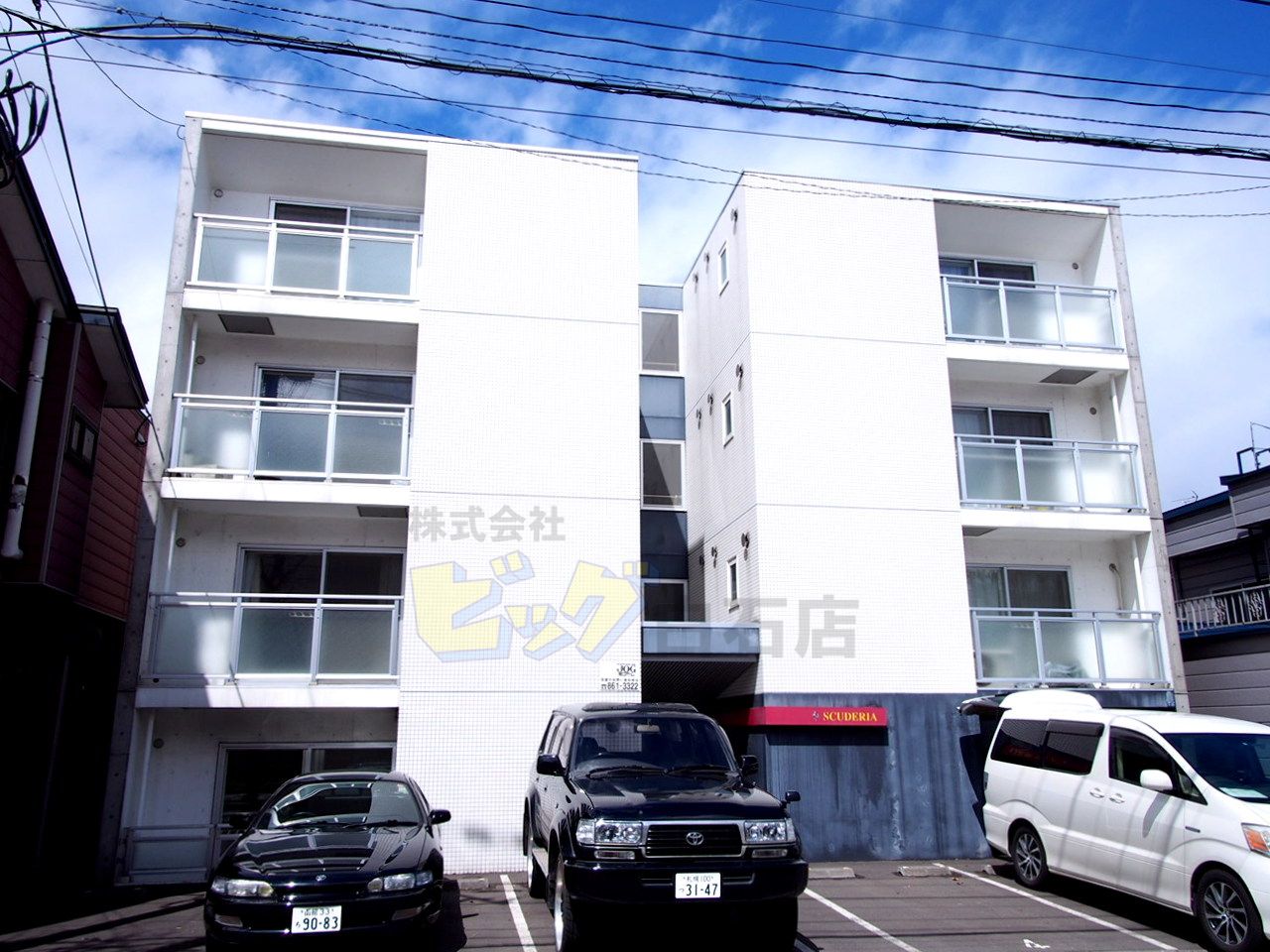 建物外観　インターネット無料採用の２ＬＤＫマンションです♪