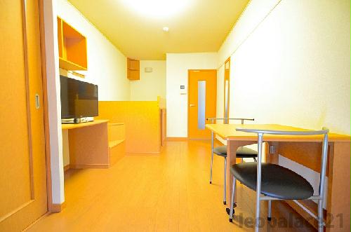 居室・リビング　1Fのお部屋はフローリングです。