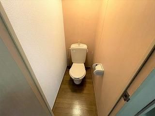 【八千代市下市場のマンションのトイレ】