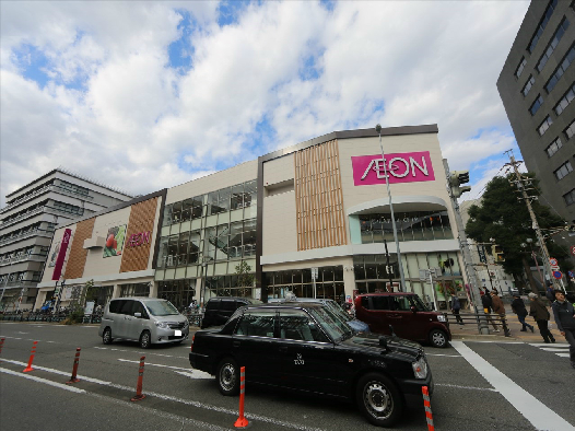 【名古屋市熱田区新尾頭のマンションのスーパー】