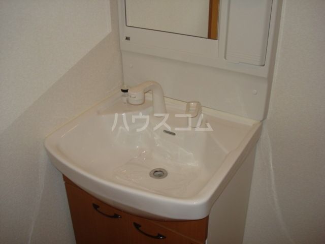 【一宮市大和町妙興寺のアパートの洗面設備】